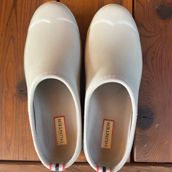Hunter White Slip-On Rain Clog - Picture 3 of 6